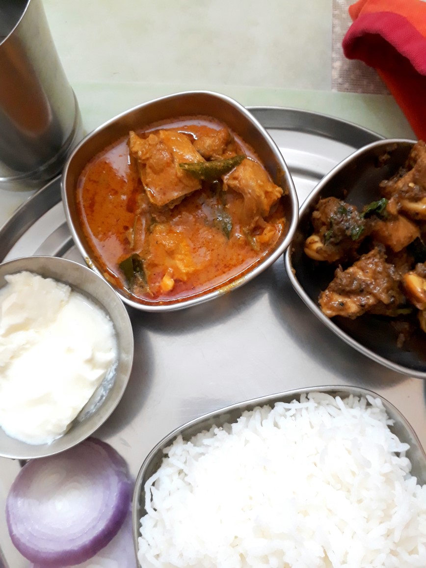 How to make Andhra Style Chicken Gravy