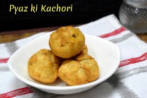 Pyaz ki Kachori