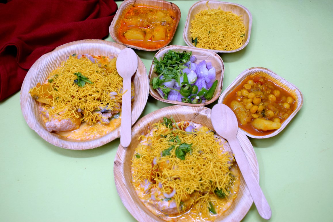 Dahi Bara Ghuguni Aludum - Odia Breakfast Thali Dahi Bara Ghuguni Aludum - Odia Breakfast Thali