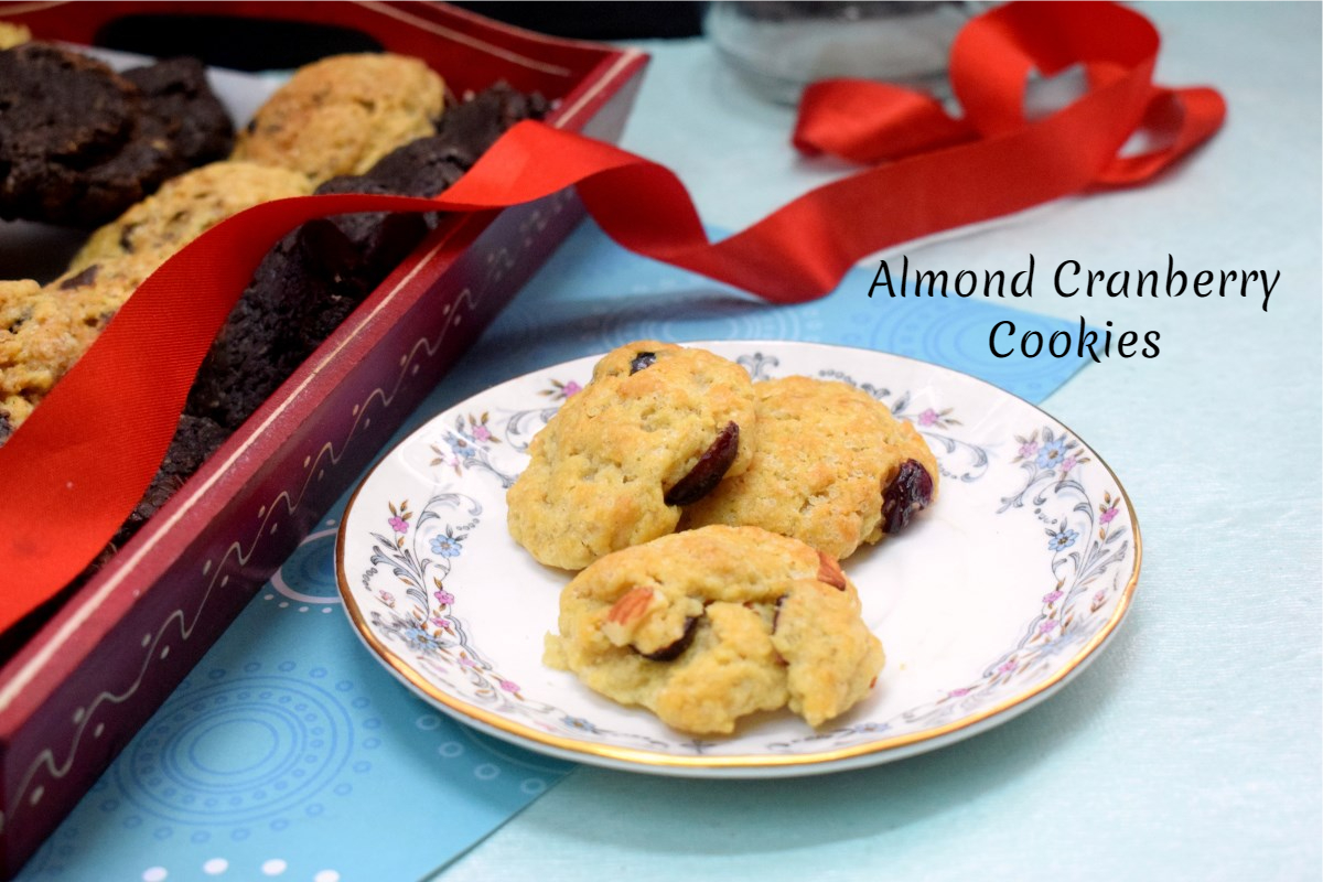 Almond Cranberry Cookies